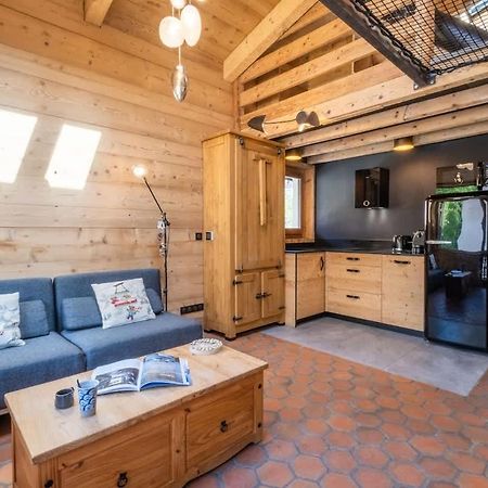Chalet Racar Pour 4 Personnes, Centre Ville Et Vue Sur La Montagne Chamonix Bagian luar foto