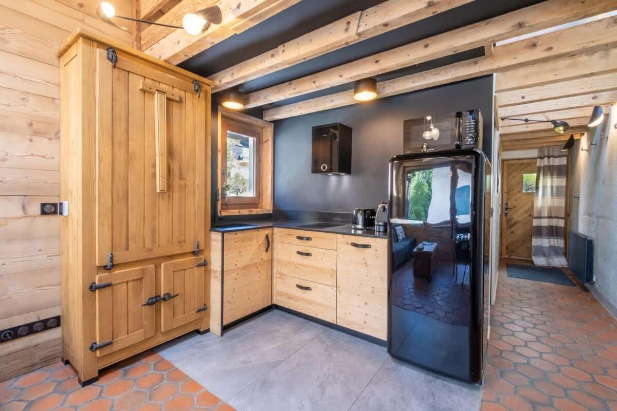 Chalet Racar Pour 4 Personnes, Centre Ville Et Vue Sur La Montagne Chamonix Bagian luar foto