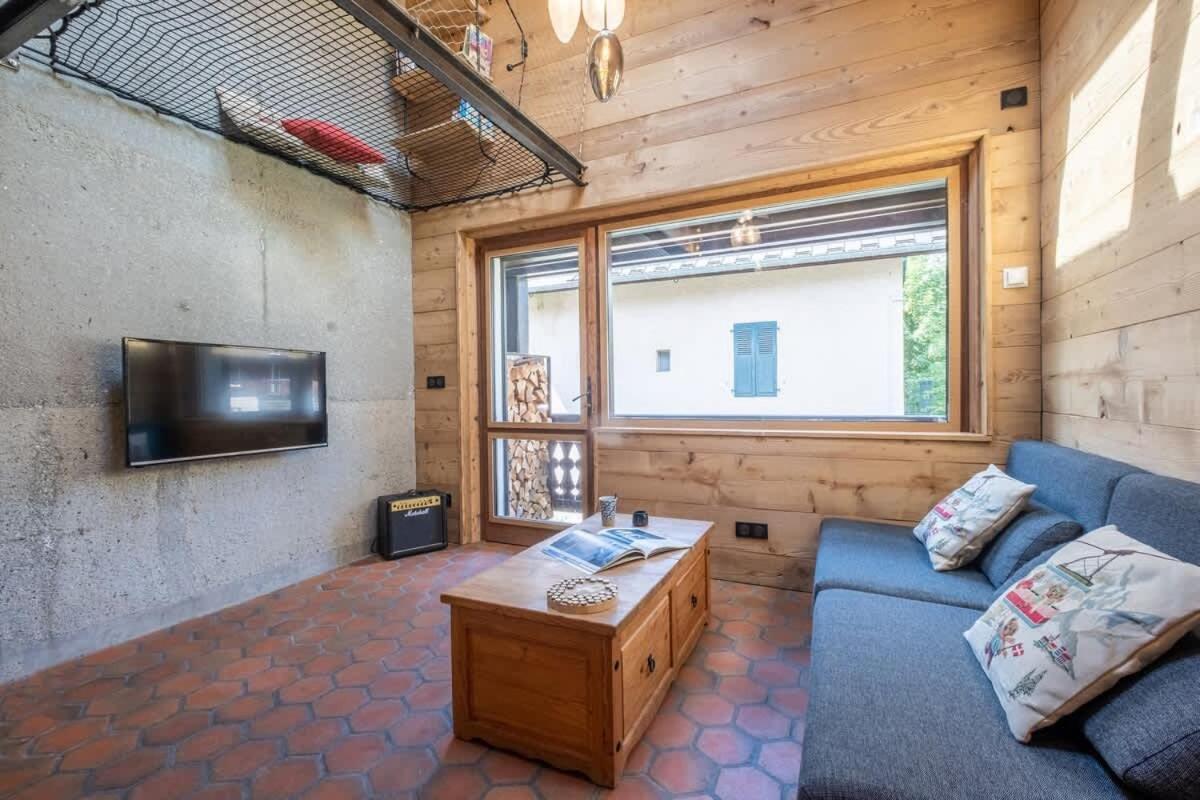 Chalet Racar Pour 4 Personnes, Centre Ville Et Vue Sur La Montagne Chamonix Bagian luar foto